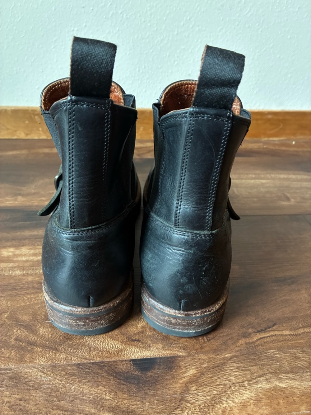 Men's Frye Wilson Engineer Chelsea Boots in Black (Size:7.5) - Picture 4 of 16
